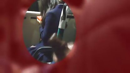 Tio maduro se folla a una chica joven y descargar videos culioneros le lame el coño