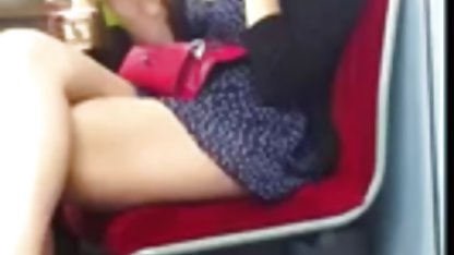 Una joven morena se sorprendió fergie culioneros cuando un chico se deshicieron de su polla