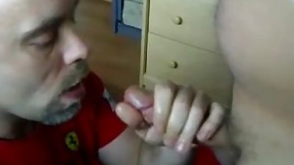 Tio culioneros sexo gratis se folla a una hermosa chica en un banco