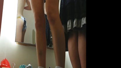Descansando en el césped verde, dos chicas sexy iniciar el uno al otro con aparentemente completamente inocente lesbiana coqueteo, a partir de la cual su húmedo coño ardía con una sed de un miembro fuerte, era muy rápidamente encontró un culioneros lo ultimo tipo que puso en su ardor