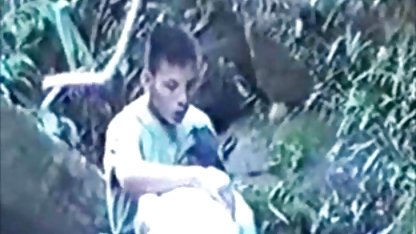Hermosa masturbación de culioneros celeste videos una joven morena