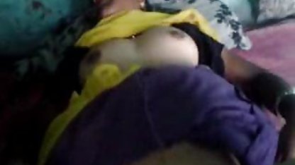 Sexy Latina Jenaveve Jolie klara gold culioneros Chupa Una Polla Gigantesca