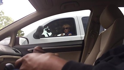 Tetona xnx culioneros rubia sexy seduce al chico y se lo folla