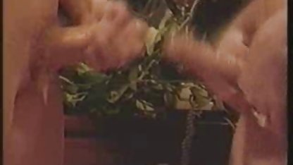 Madura perra se ava addams culioneros masturba por la gravedad