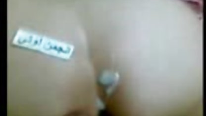 Mulato chupado una polla a un hombre xnxx culioneros que estaba encerrado en una caja
