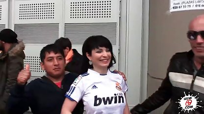 Una selección de jóvenes chicas que les gusta lamer el lo mejor de culioneros culo de los chicos, la parte 8