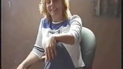 Caliente rubia con un amigo videos culioneros nuevos se turnan para chupar la polla de su novio