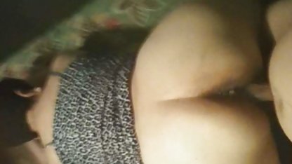 Los chicos decidieron relajarse un poco, se contrató a una estrella porno y en un avión privado a toda prisa hacia el cielo, donde se frenéticamente cogió durante todo el vuelo descargar videos culioneros