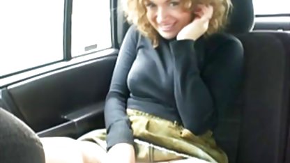 Señora chupa una polla joven y traga videos culioneros nuevos semen