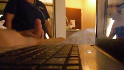Perra gorda culioneros new videos con grandes pechos follando a sí misma con un consolador grueso