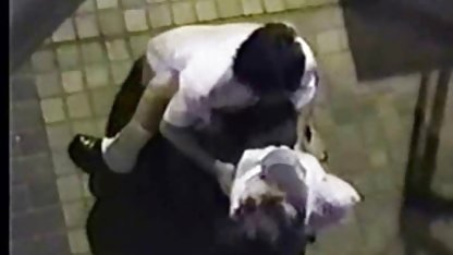 Adolescente Abella celeste videos culioneros se folla a su amiga de la lengua con el coño